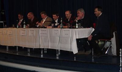 Ein Blick auf das Podium (Vielen Dank an Herrn Anders von Herzogtum Direkt für das Foto)